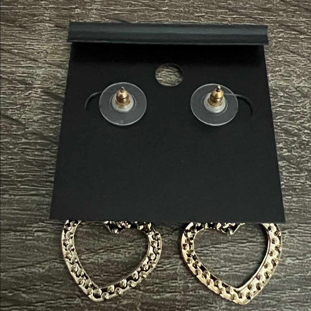 Saks Fifth Avenue Gold Textured Heart Earrings - Picture 4 of 4